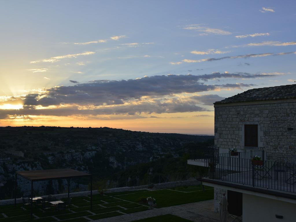 Casa Al Castello Guest House Ragusa Exterior photo